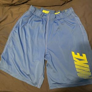 Size Large Nike Shorts